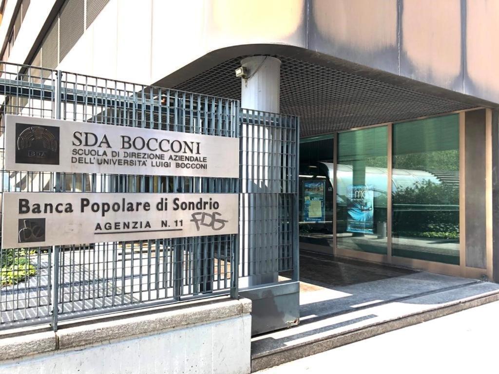 Bocconi-navigli 10 Milaan